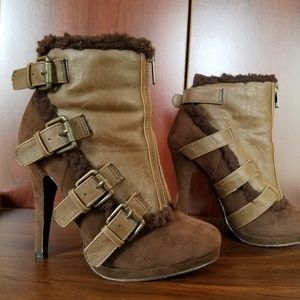 Mixx Shuz Jenny Bootie Brown Zipper Heel Size 5.5
